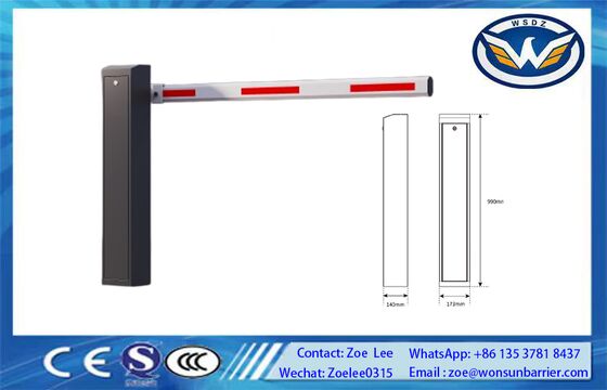 Piccolo cancello di parcheggio che risparmia spazio